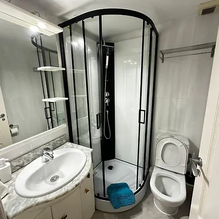 Alojamiento En Calabria Bed & Breakfast *