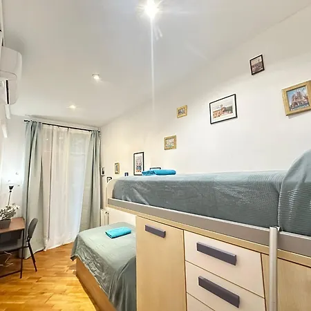 Alojamiento En Calabria Bed & Breakfast *